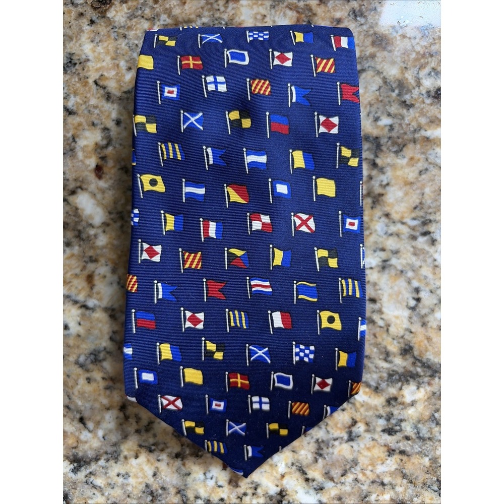Vintage Alynn Neckwear Blue Silk  A-Z INTERNATIONAL FLAGS Necktie Accessory USA